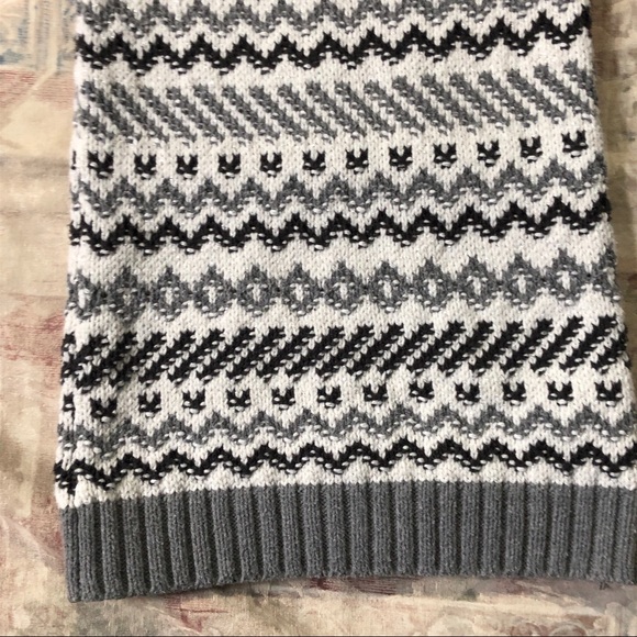 Max Studio Jeweled Sweater Dress Size 5/6 - Picture 6 of 8